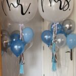 Giant Wedding Pair with Side Balloons - 婚禮氣球束：圖片 2